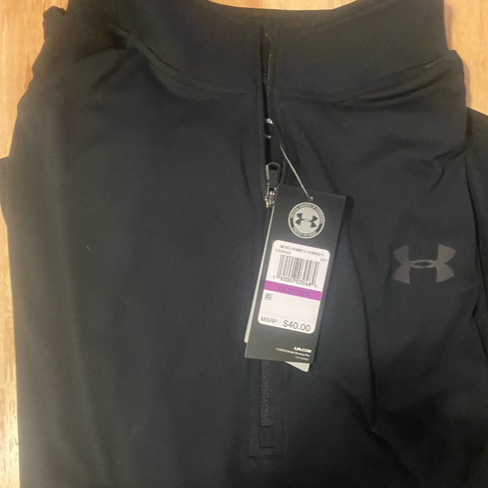 New With Tags Under armour pullover